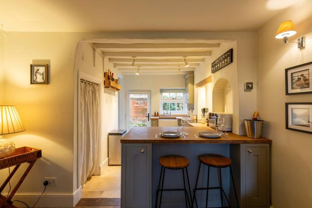 Holiday home Cosy Hideaway In - Private Hot Tub *